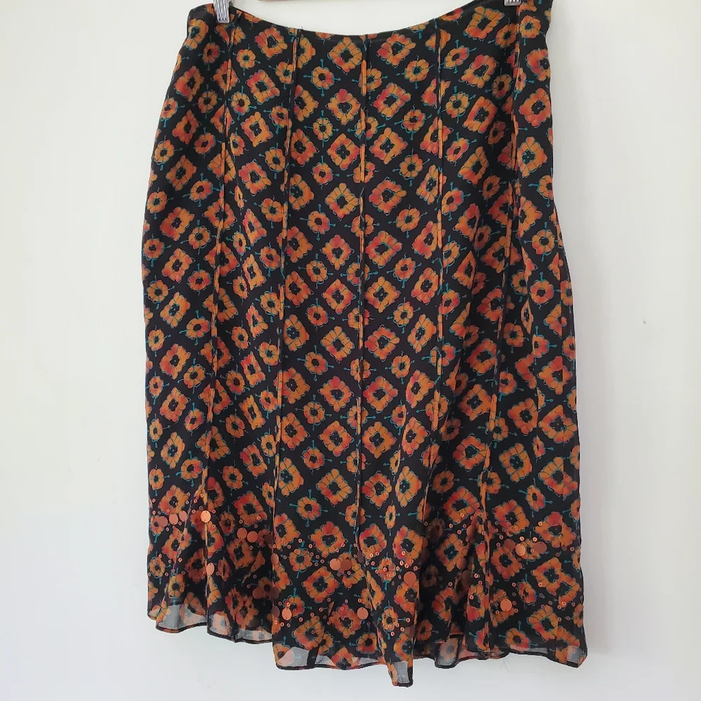 100% Silk Black Rust Print Skirt 12 Copper Sequins Ruffle Hem JONES NEW YORK EUC